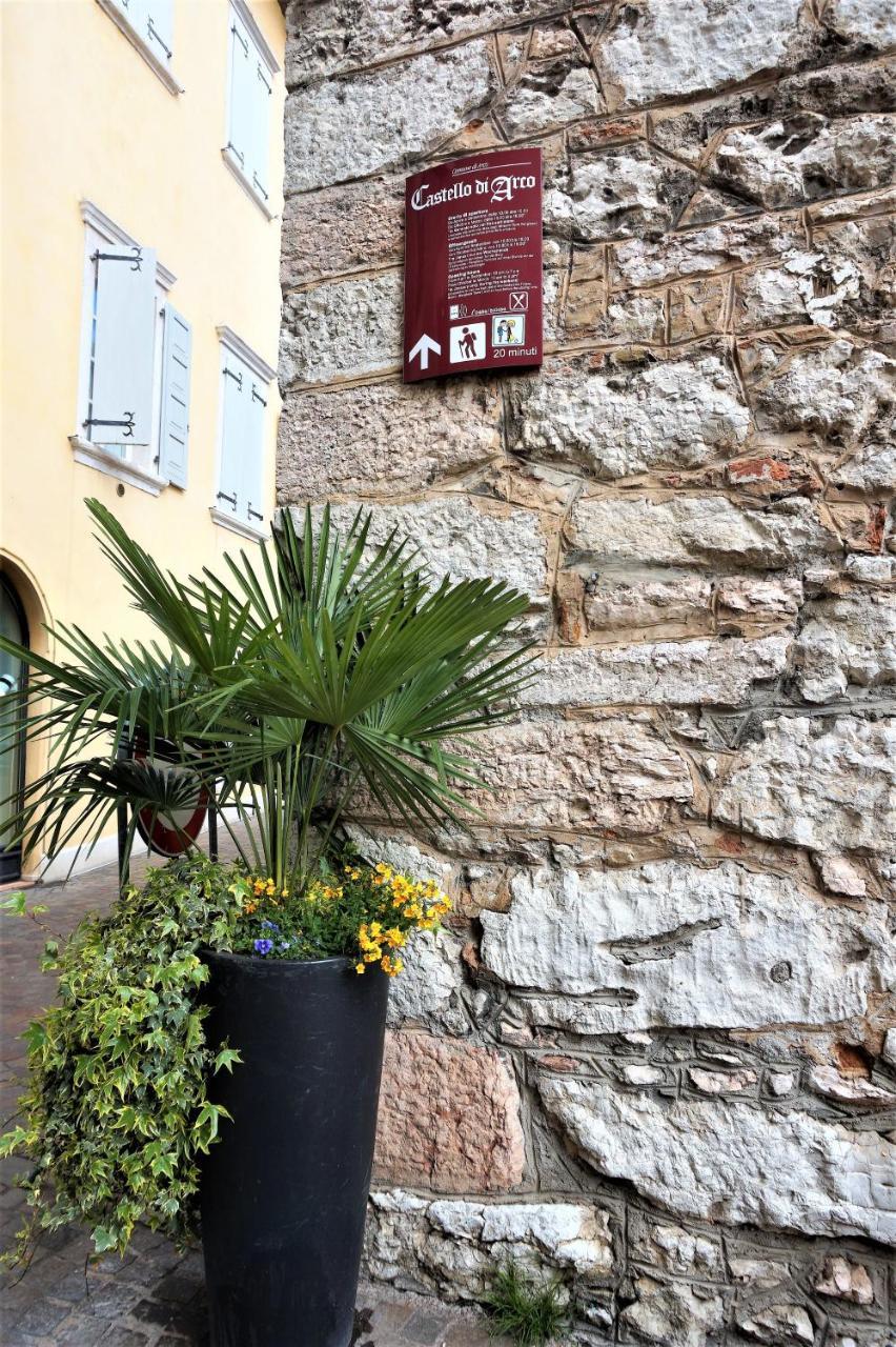 Villa Principessa Deluxe Arco Bagian luar foto